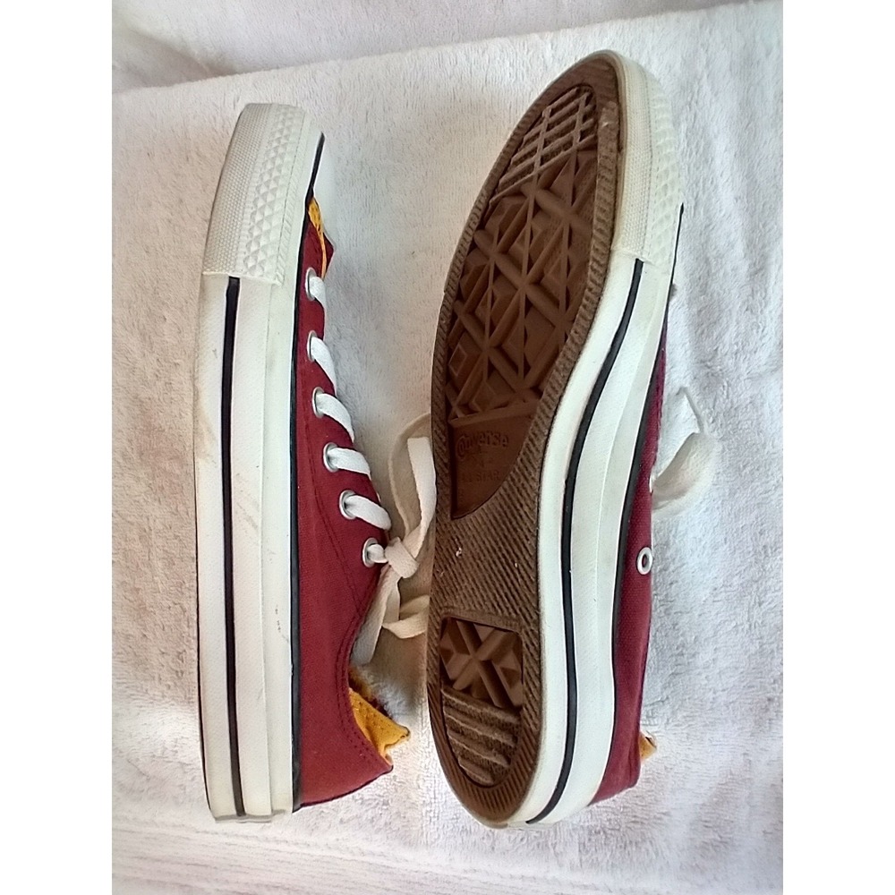 VTG Converse All Stars Chuck Taylor Maroon Gold sneakers - Unisex  sz 8 W sz 6 M - Picture 7 of 8
